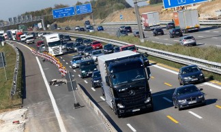 caminhões autônomos logística