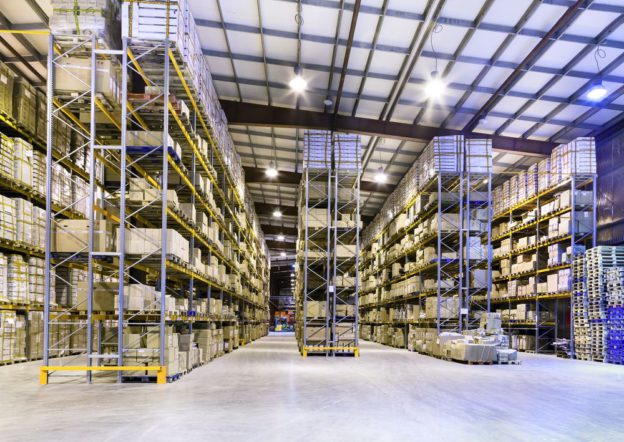 Tire suas principais dúvidas sobre um centro de distribuição!